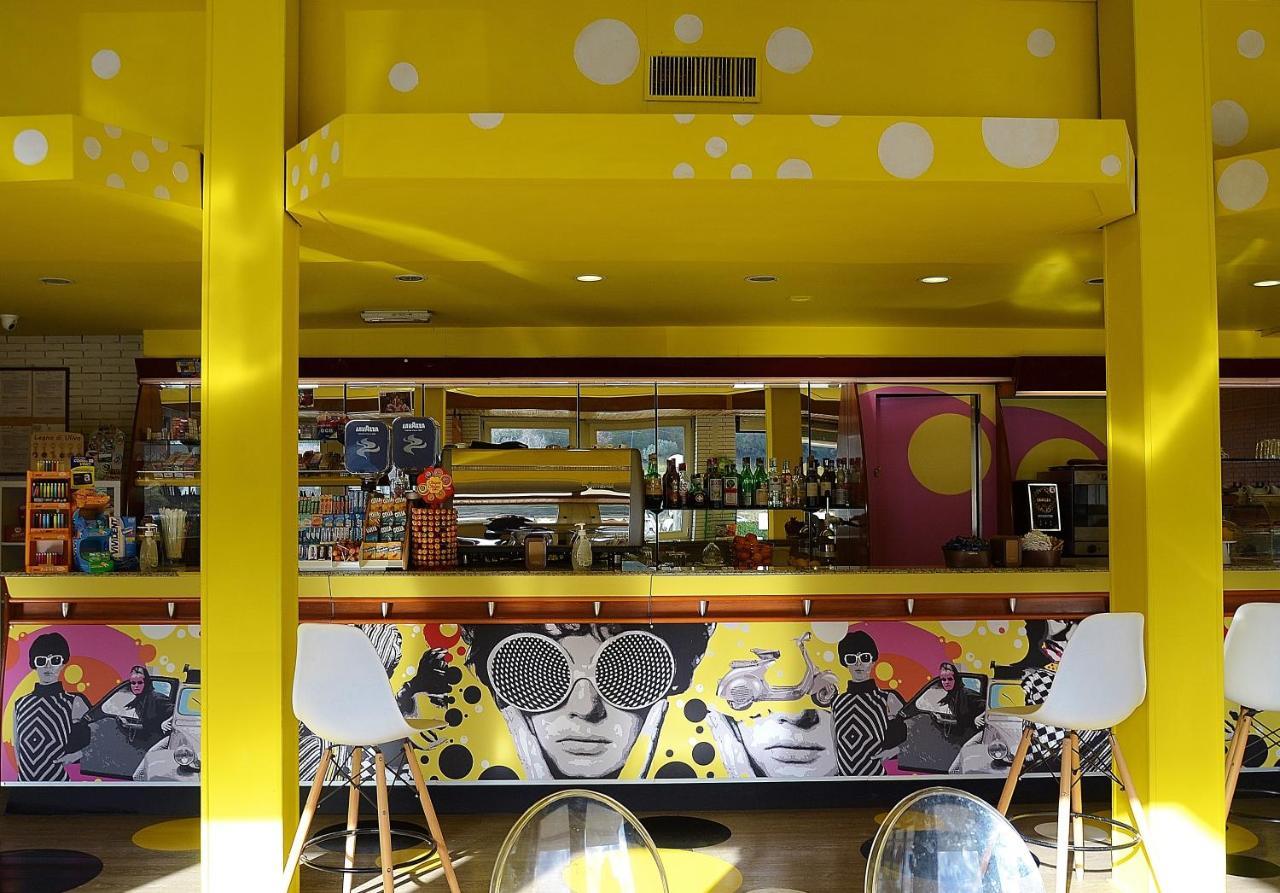 Lh Hotel Arca Street Art Spoleto Exterior photo