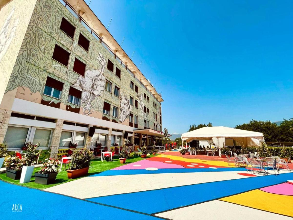 Lh Hotel Arca Street Art Spoleto Exterior photo